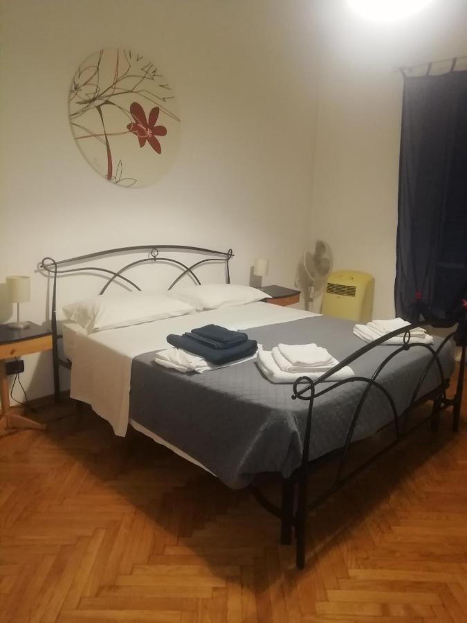 Appartement A Casa Di Isotta à Turin Extérieur photo